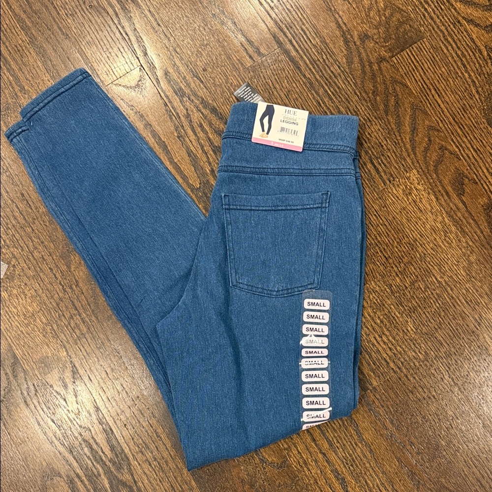 Hue small woman’s light wash leggings Classic Blue Women's Jeans